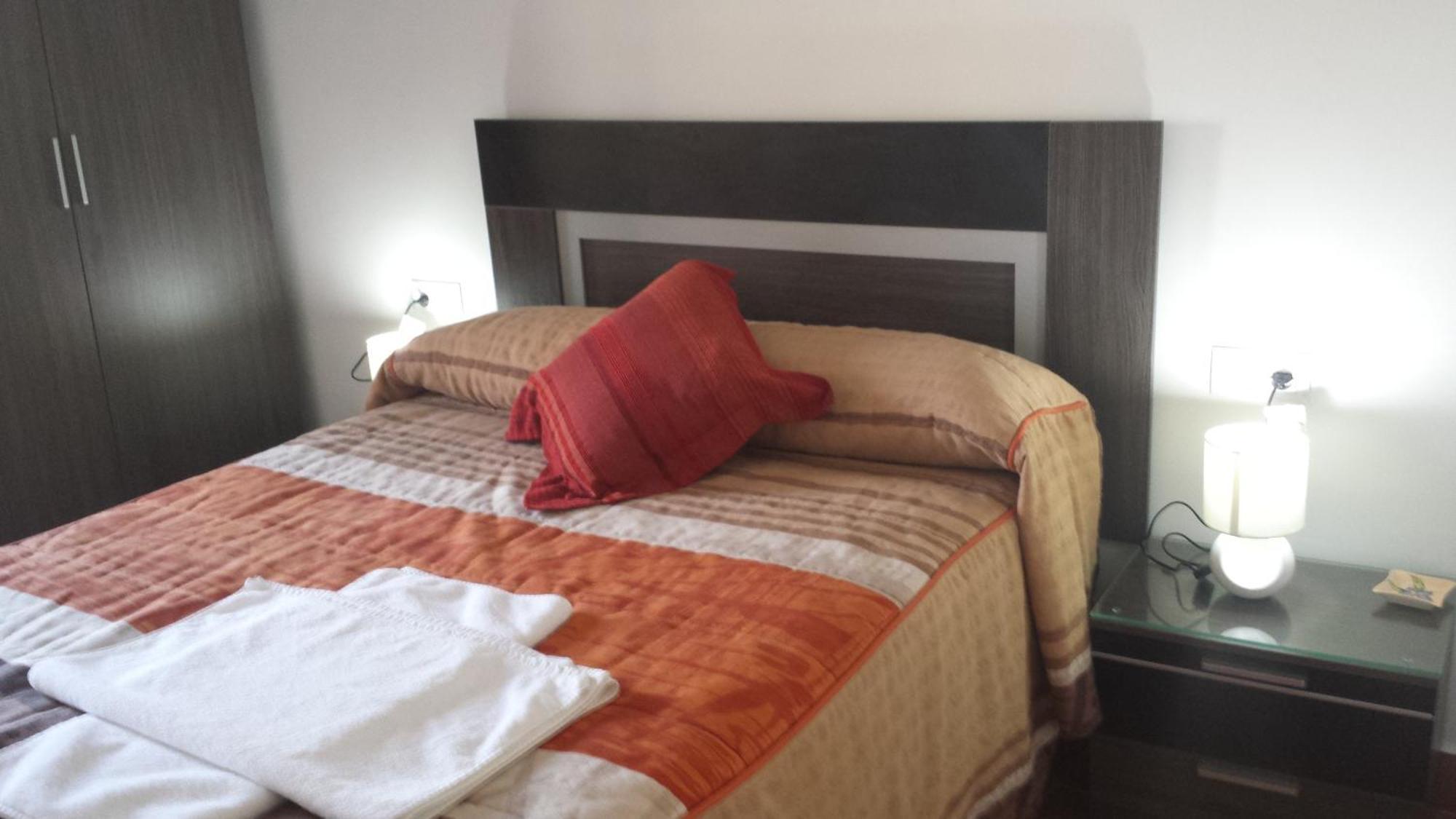 Pension Gran Plaza Sevilla Habitación foto